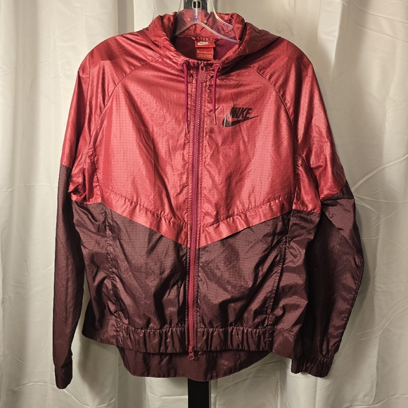 Juniors Nike‎ Red Windbreaker Jacket - Picture 1 of 9